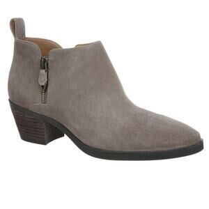 NWT Vionic Cecily suede nubuck leather side zip ankle booties in Stone, 7.5